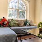 Designer Flat, 3Br, 2Ba